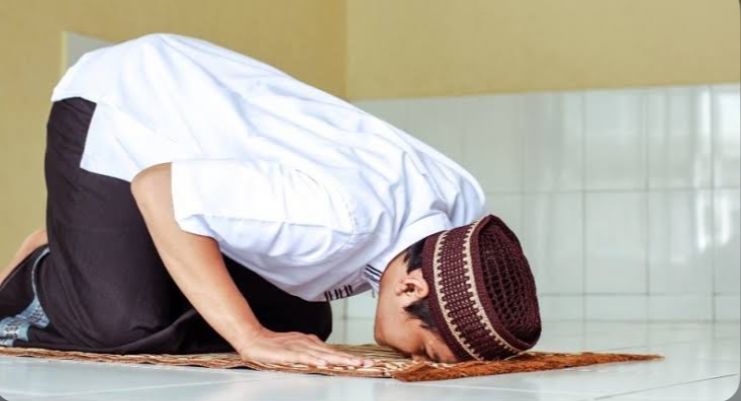 Sujud Sahwi, Hal yang Harus Dilakukan Ketika Lupa dan Ragu Jumlah Rakaat Saat Sholat