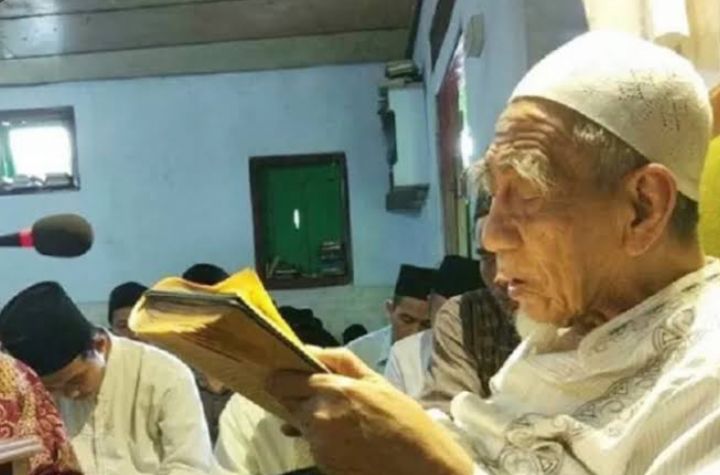 Mbah Moen Bocorkan Amalan Rahasia agar Menjadi Haji Mabrur, Berdasarkan Pengakuan Inayah Wahid