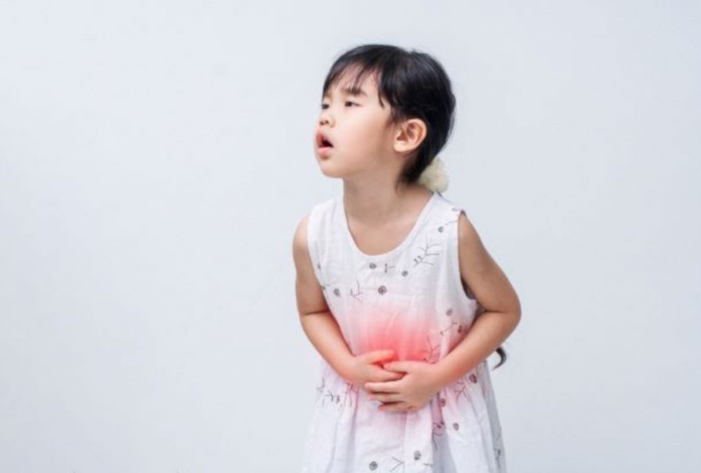 Selain Tak Nafsu Makan dan Pucat, Ini Ciri-Ciri Anak Cacingan yang Perlu Bunda Ketahui 