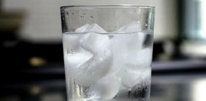 Mitos atau Fakta: Minum Air Dingin Setelah Olahraga Bisa Bikin Gendut? 