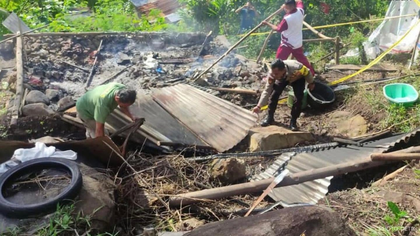 Menang Taruhan Bola, Rumah Sendiri Malah Dibakar