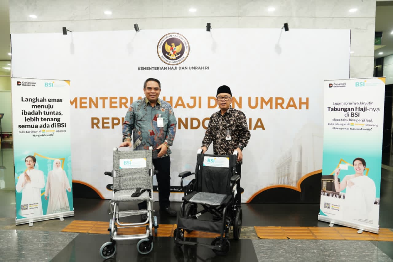 Support Kelancaran Puncak Haji, BSI Kirim 600 Kursi Roda ke Tanah Suci