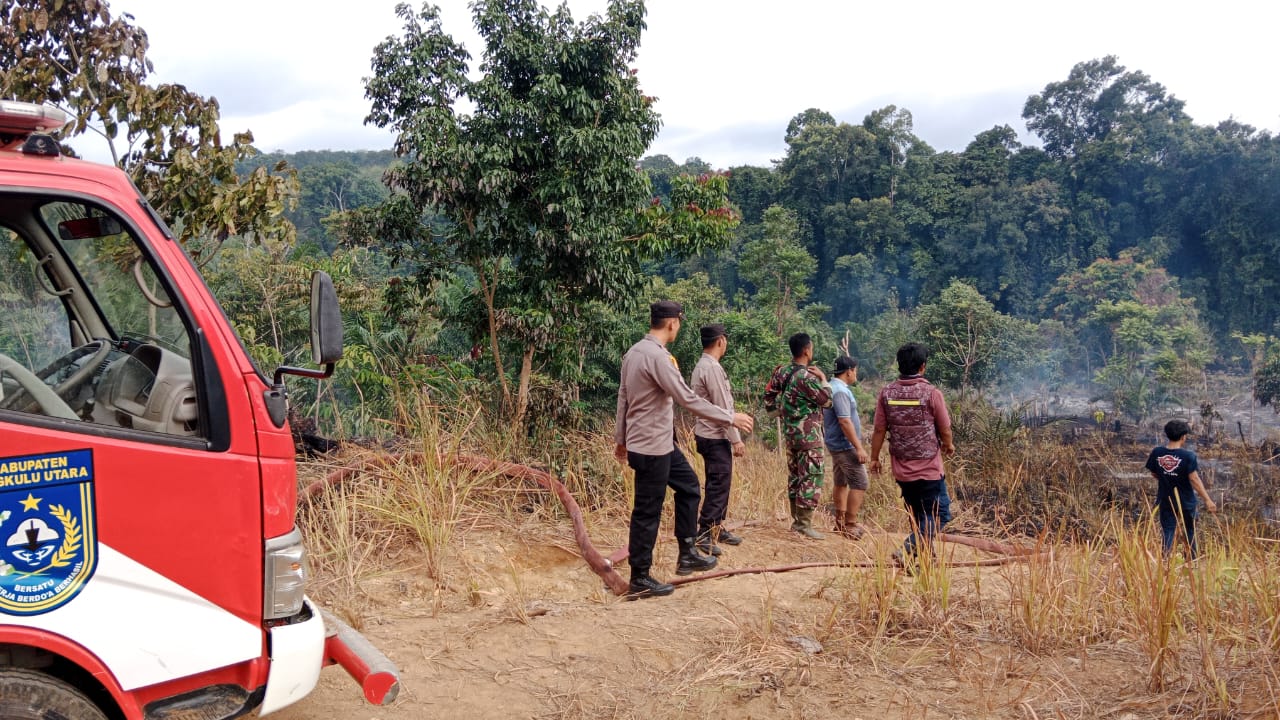Karhutla di Desa Rena Jaya Berhasil Dipadamkan, Diduga Putung Rokok Sebabkan Kebakaran