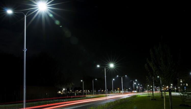 Kades Padang Sepan Bantah Dugaan Mark Up Anggaran Lampu Jalan dan Klaim Sesuai Aturan