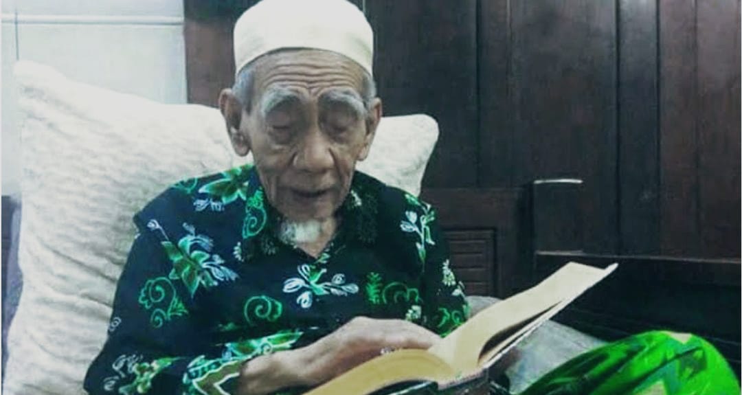 Mbah Moen Ungkap 3 Kebiasaan Gus Dur yang Diakui Kehebatannya, Bisa Dicontoh Kalangan Muda Zaman Sekarang