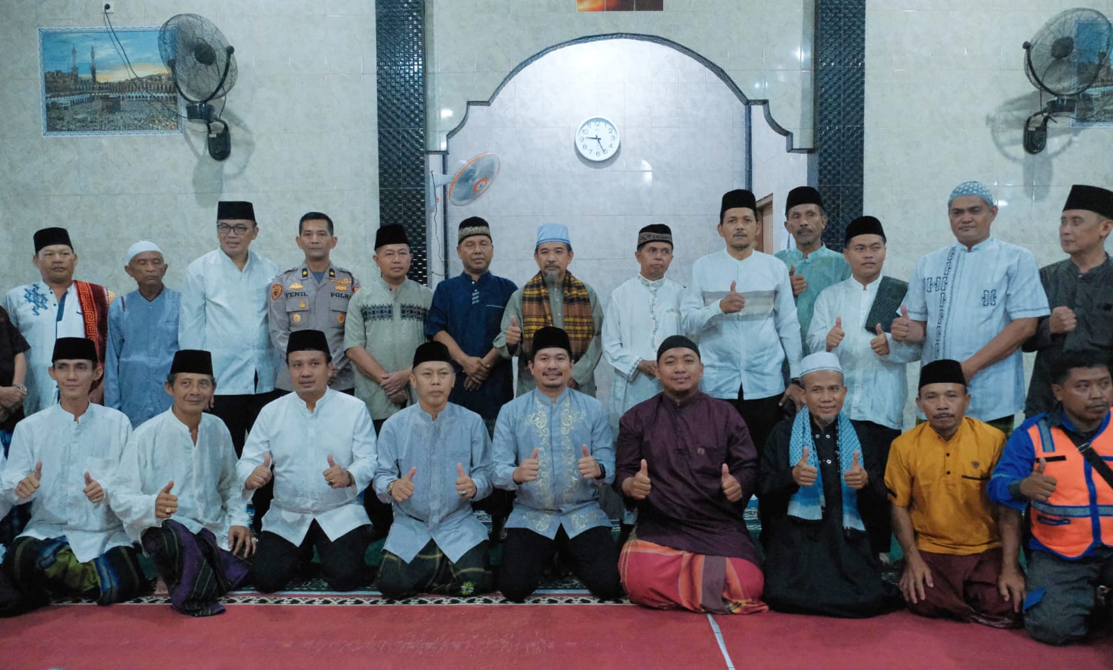 Pengurus Masjid Doakan Arie Septia Adinata Datang Lagi Sebagai Bupati 