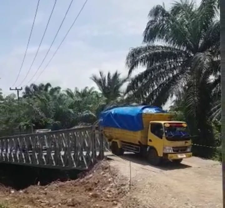 Pengiriman CPO Dialihkan ke Teluk Bayur