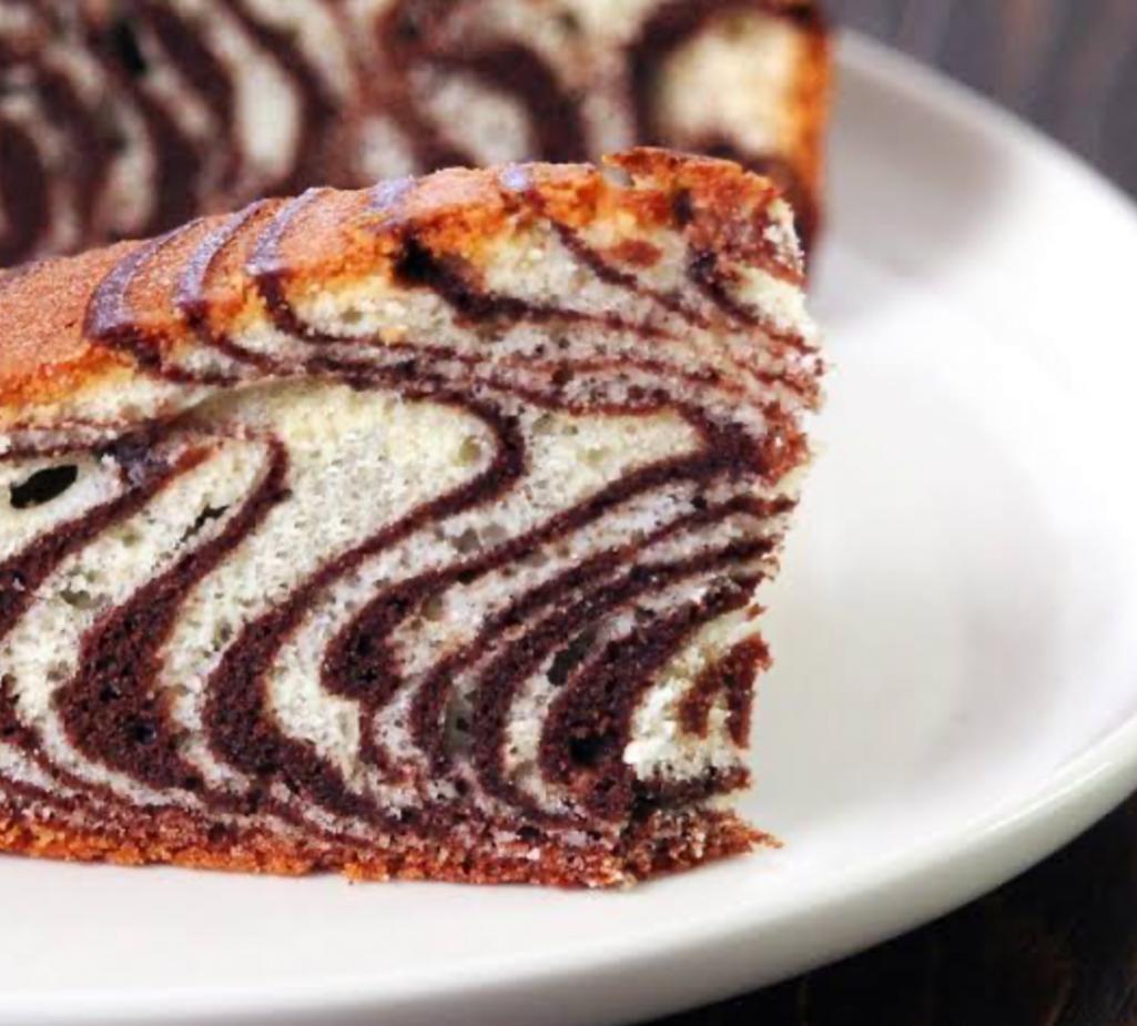 Dikenal Cantik dan Lembut, Ini Resep Zebra Cake
