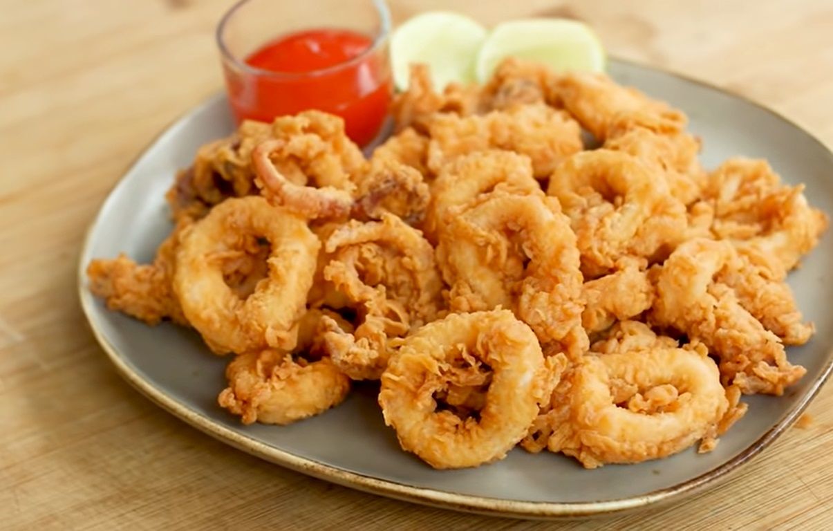 Cocok Jadi Ide Menu Sahur Nanti, Ini Resep Cumi Goreng Tepung yang Renyah