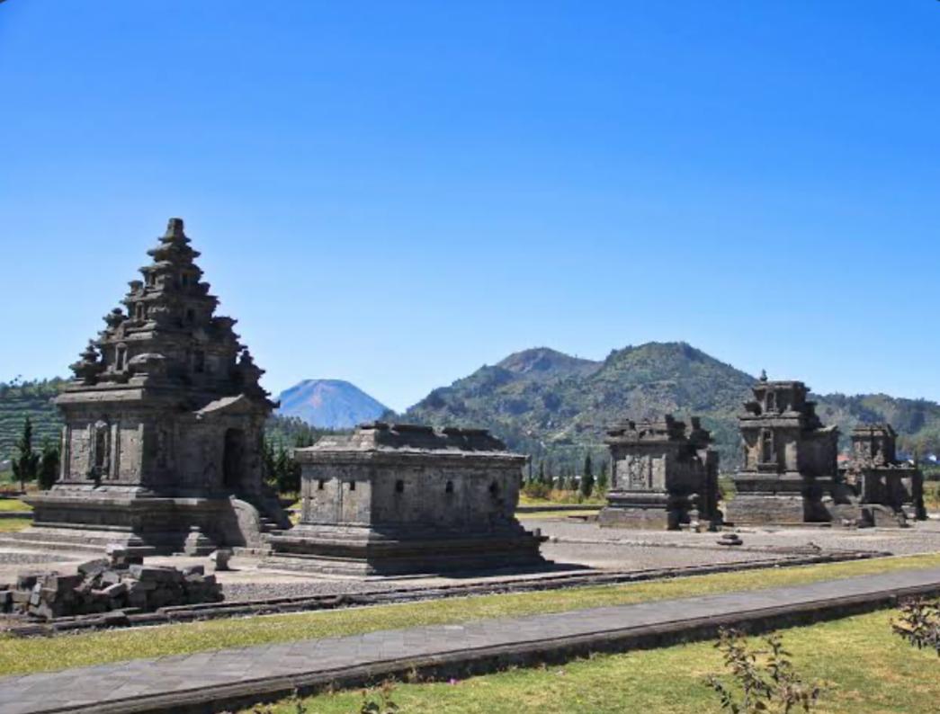 Misteri Dieng Plateau Wonosobo, Tempat Persemayaman Bagi Dewa dan Lelembut