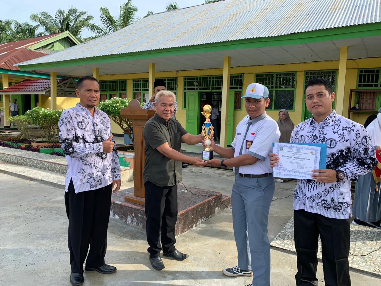 Komite Minta Siswa Amalkan Janji Pelajar, SMAN 07 Bengkulu Utara Berhasil Raih Sederet Prestasi