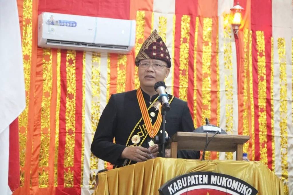 Gubernur Rohidin Wujudkan Pemasangan Listrik Gratis untuk Masyarakat Bengkulu