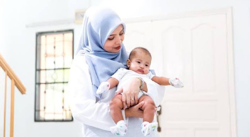 Parenting Islami, Membaca Doa untuk Ibu Menyusui Agar ASI Makin Lancar