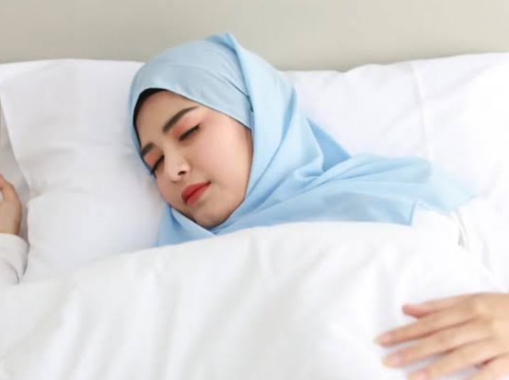 Apakah Posisi Tidur Bisa Mebatalkan Wudhu? Begini Penjelasan dari Buya Yahya