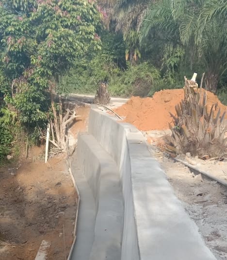 Pembangunan TPT Lewat Dana Desa Rampung, Pemdes Napal Putih Minta Pemkab Realisasikan Pengaspalan Jalan