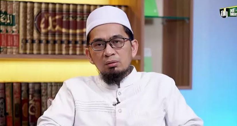 Ingin Rezeki Deras Tak Terbendung? Ustaz Adi Hidayat: Usahakan Baca Ini saat Tahajud