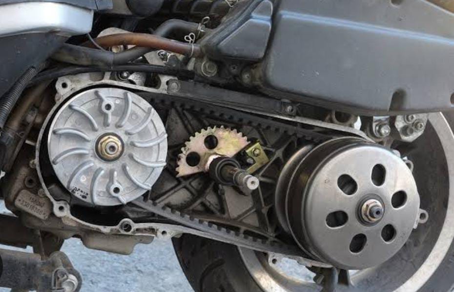 Sering Dianggap Sepele! Ternyata Ini Tanda-tanda V-Belt Motor Matik Mau Putus