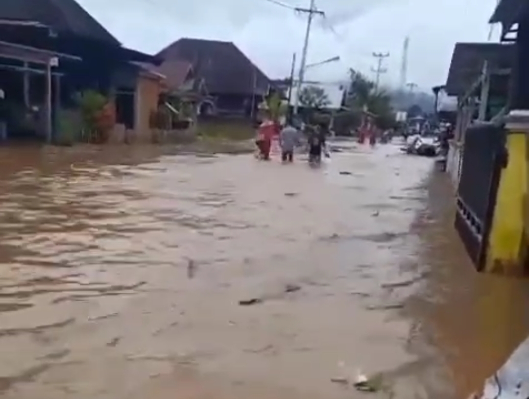 Hujan Lebat Guyur Bengkulu Utara, Warga Diminta Waspadai Banjir