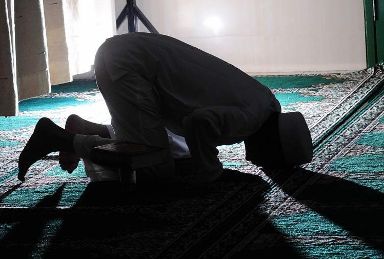 Shalat Tapi Tak Tahu Arti Bacaan Shalat? Apakah Sah? Ini Penjelasannya