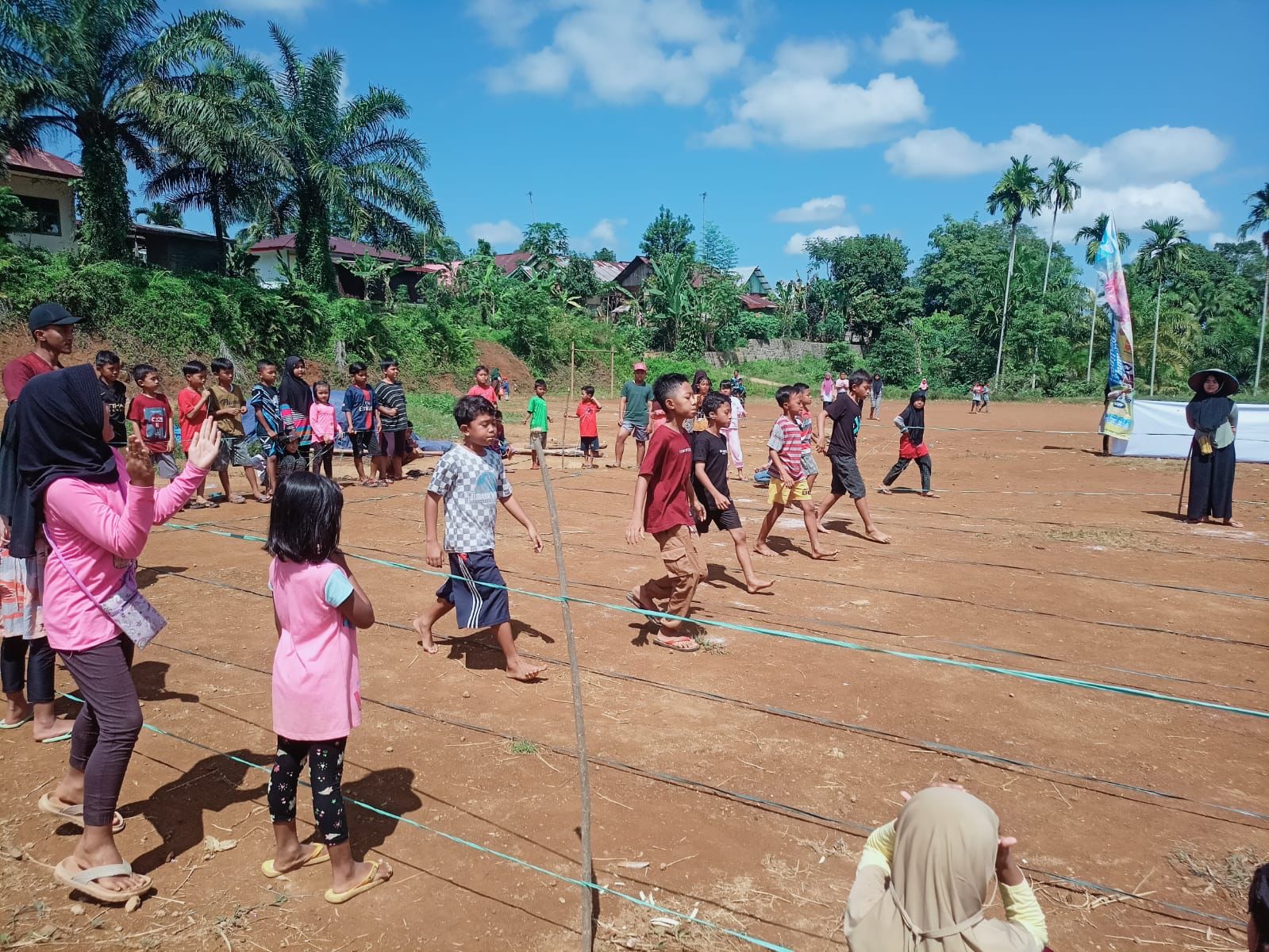 Semarakkan HUT RI ke-77, Pemdes Tebing Kaning Gelar Berbagai Lomba