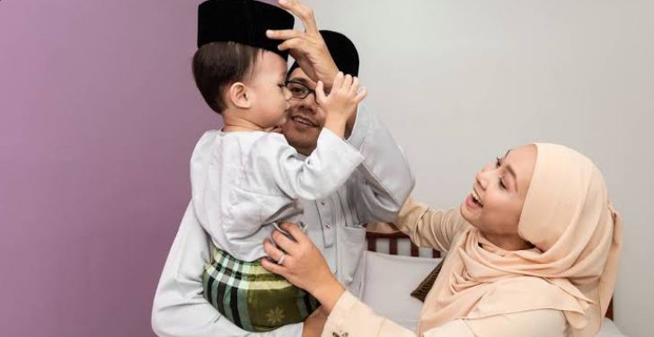 Ajarkan Anak Membaca Surah Ini Sejak Dini! Kata Ustadz Adi Hidayat, Pahalanya Akan Mengalir Seumur Hidup