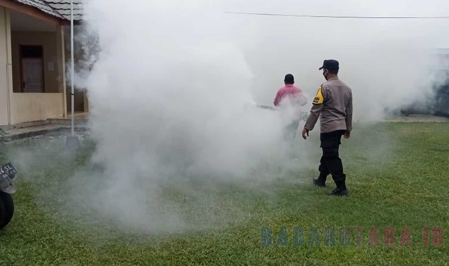 Swadaya, Seluruh Rumah Warga Desa Karya Bakti Difogging