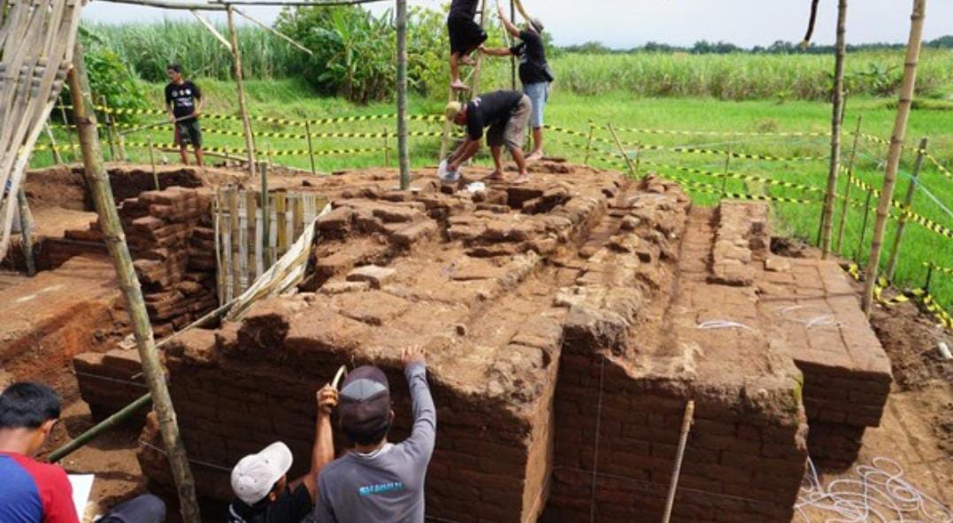 Harta Karun Peninggalan Majapahit, Petani Mojokerto Temukan Candi Megah Terkubur dalam Tanah