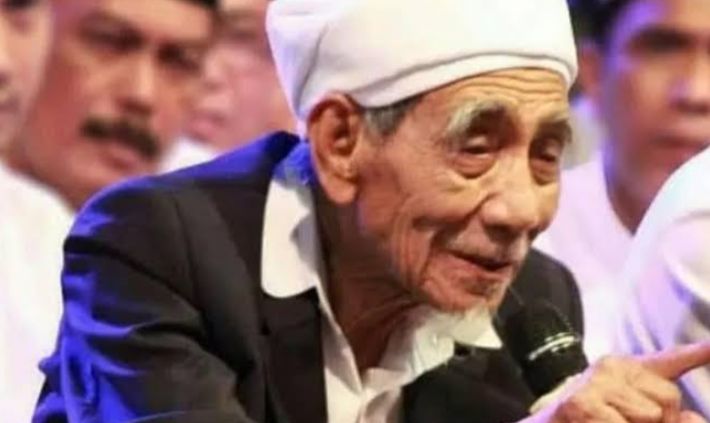 Mbah Moen: Begini Cara Allah Beri Sinyal Jika Wanita Itu Jodohmu