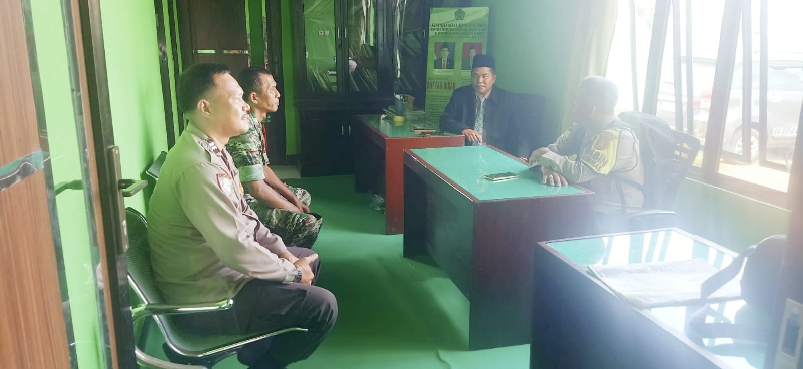 Personil Polsek Ketahun Lakukan Kunjungan Silaturahmi ke Kantor KUA Ketahun, Ini yang Dibahas