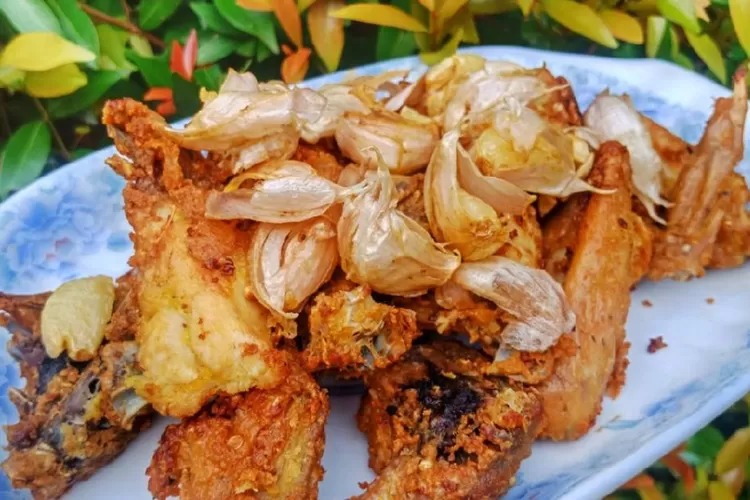 Cobain Deh Sekarang, Resep Ayam Goreng Bawang Putih yang Sedang Viral