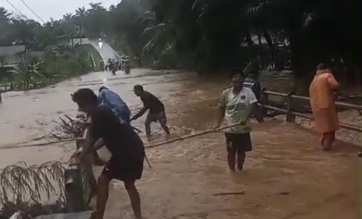 Air Sungai Meluap, Kantor Sekretariat MWCNU Giri Mulya Tergenang Banjir