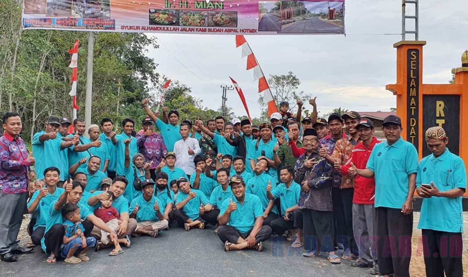 Jalan Berlumpur di Karang Pulau Ini Dibangun, Warga Sampaikan Terima Kasih ke Pemkab Bengkulu Utara