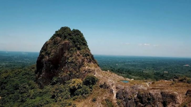 Meski Bekas Tambang, Kini Bukit Kandis Bengkulu Menjadi Objek Wisata Terkenal di Indonesia