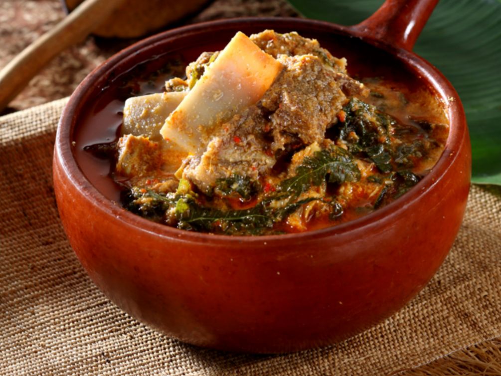 Resep Gulai Kemba'ang, Kuliner Khas Bengkulu dari Iga Sapi dan Daun Talas