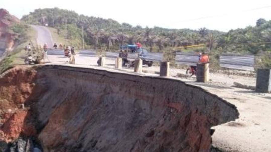 Pemerintah Berencana Alihkan Arus Lalulintas Jalinbar Ketahun-Batiknau Lewat Jalan Lama, Ini Alasannya