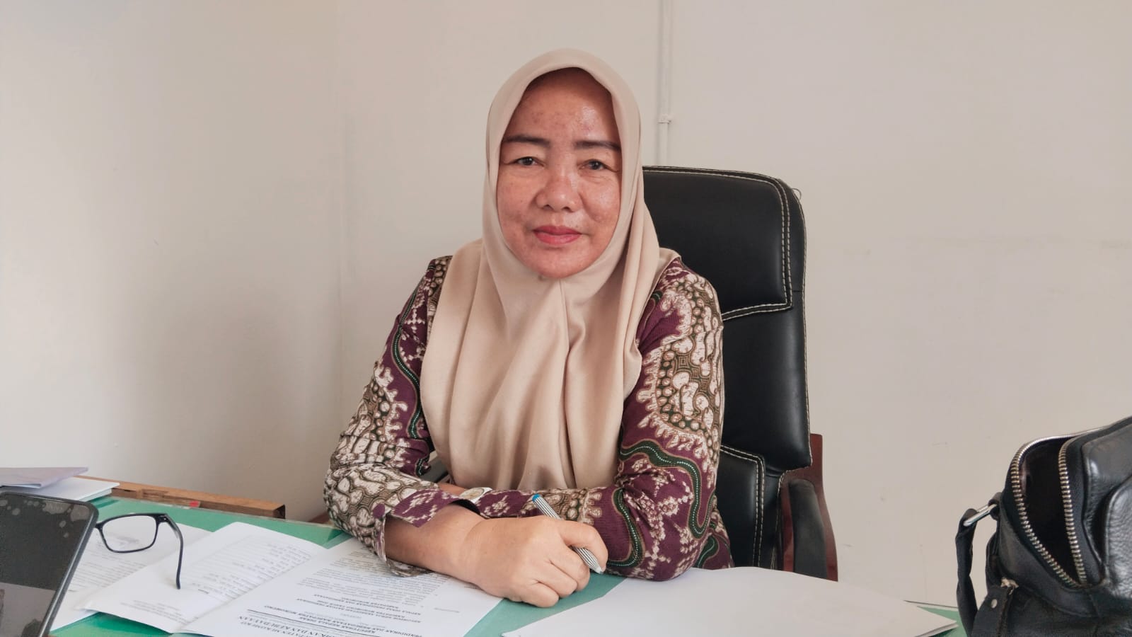 Dihantam Isu Beruntun, Disdikbud Mukomuko Tetap Fokus Layani Publik