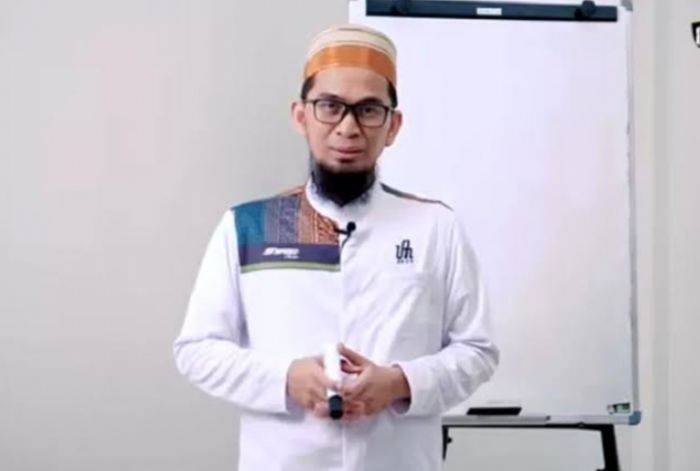 Kata Ustadz Adi Hidayat, Ini Orang Pertama yang Wajib Dibahagiakan Dunia Akhirat Saat Sudah Sukses