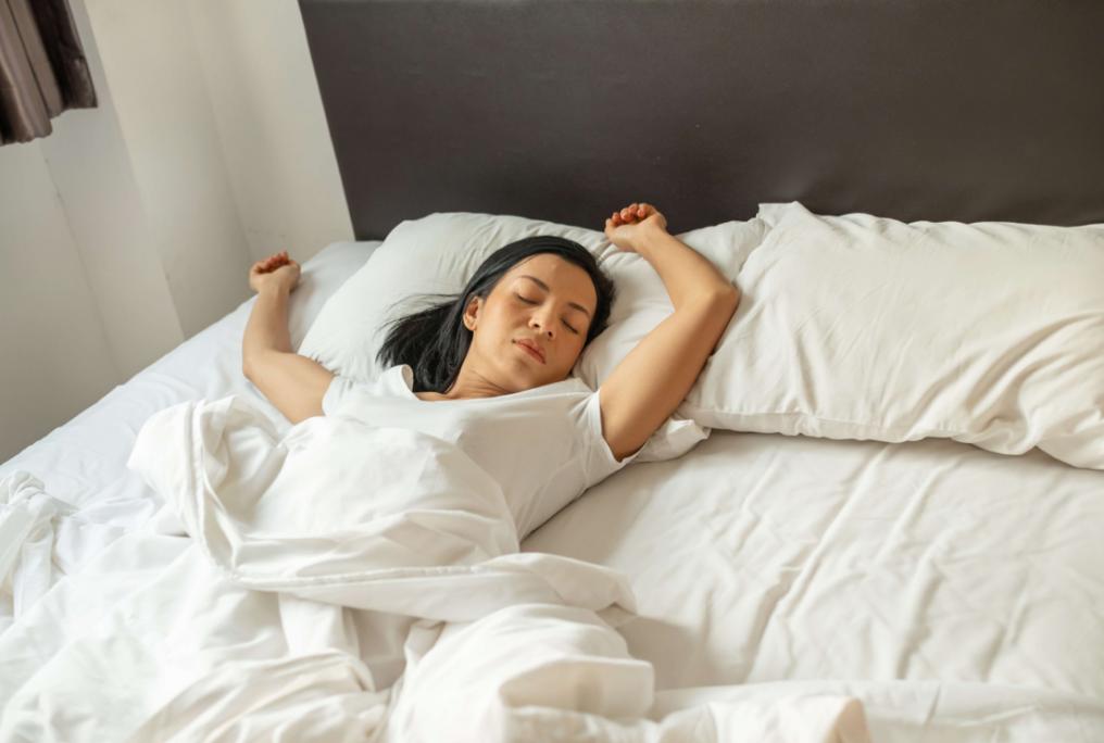 Ingat, Ini 3 Posisi Tidur Terbaik untuk Menambah Tinggi Badan