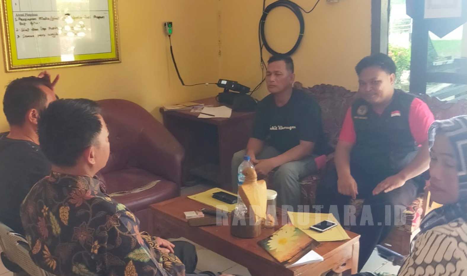 Baru Dilantik, Tiga Anggota Panwascam Ulok Kupai Datangi Kantor Polisi