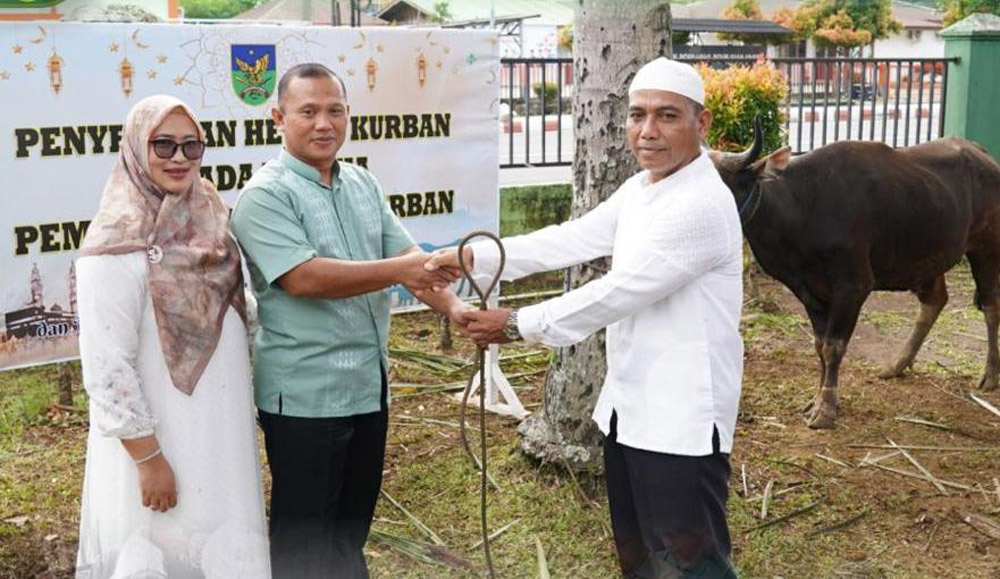 Potong 12 Ekor Hewan Kurban, Danrem 041/Gamas: Semangat Berbagai Idul Adha