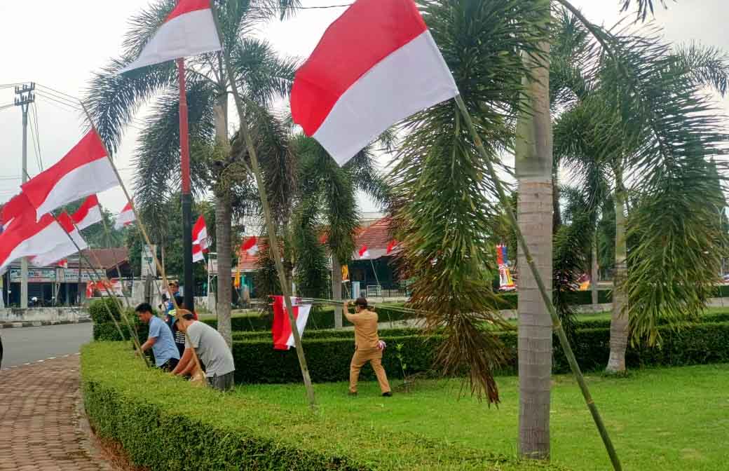 Seribu Bendera Warnai Kota Arga Makmur