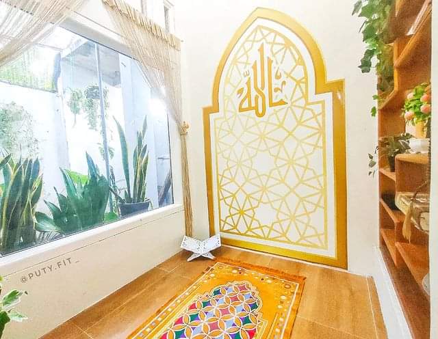 Desain Rumah Minimalis, Ada Ruang Sholat dan Perpaduan Warnanya Super Cantik