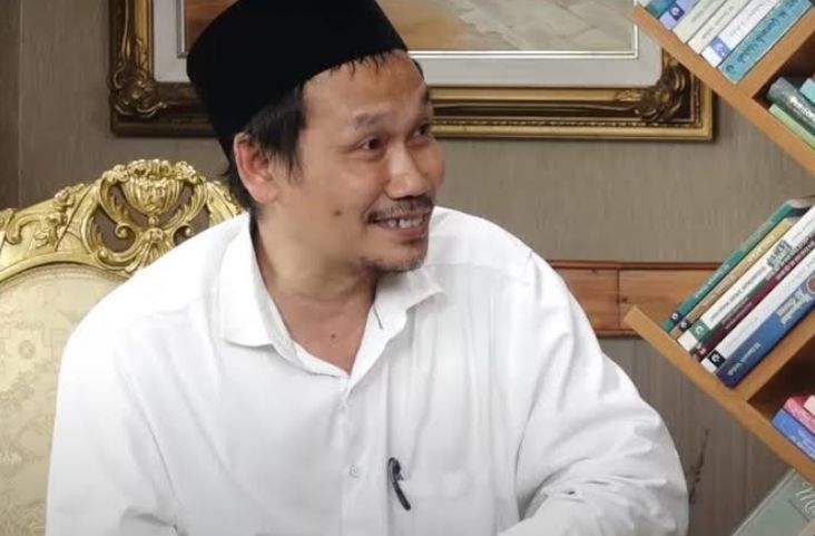 Gus Baha: Amalkan Doa Singkat Ini sebelum Bekerja, Insya Allah Rezeki Lancar Mengalir