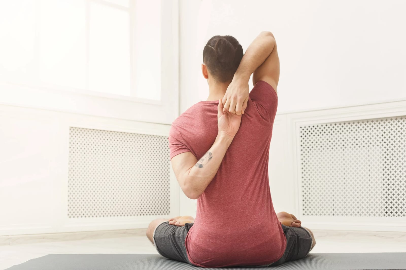 Gerakan Ringan untuk Mengatasi Rasa Sakit Pada Pinggang