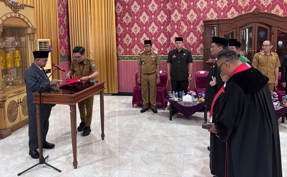 Lantik Kepala Sekolah, Wabup: Harus Menjadi Contoh Bagi Guru dan Siswa! 