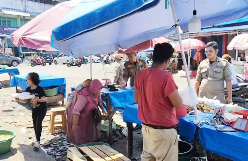 Tingkatkan Peneguran, Satpol PP Kota Minta Pedagang Patuhi Perda