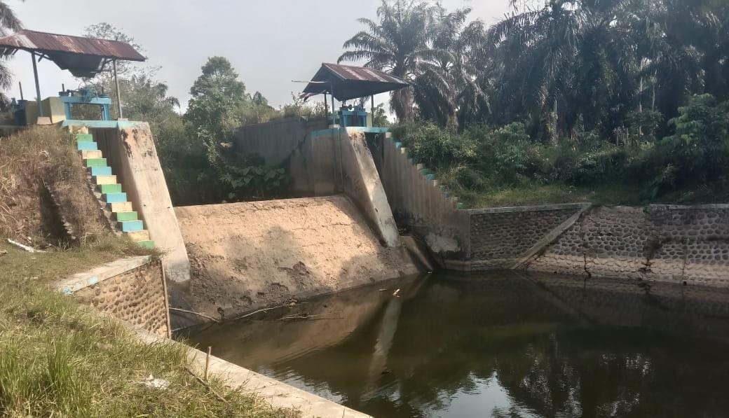 Pintu Air Rusak dan Sedimentasi Terlalu Tinggi, Pemerintah Diminta Perbaiki Bendungan Air Mumbang Karya Jaya