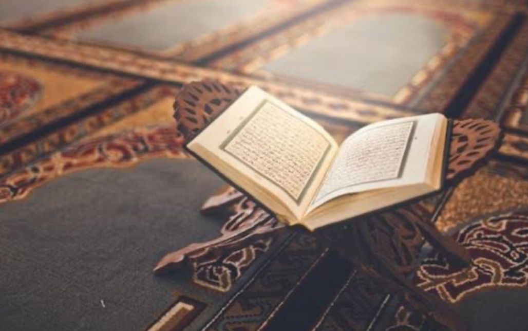 4 Keutamaan Membaca Surah Al-Waqiah, Mencegah Kemiskinan hingga Dimudahkan Kariernya
