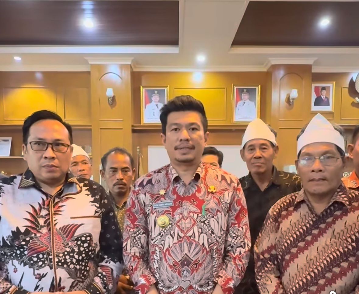 Bupati Arie Ajak Lembaga Adat Rancang Masa Depan Pulau Enggano 