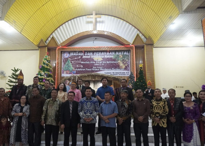 Hadiri Perayaan Natal 2024 di Gereja Gekisia Arga Makmur, Arie : Indahnya Toleransi di Bengkulu Utara 